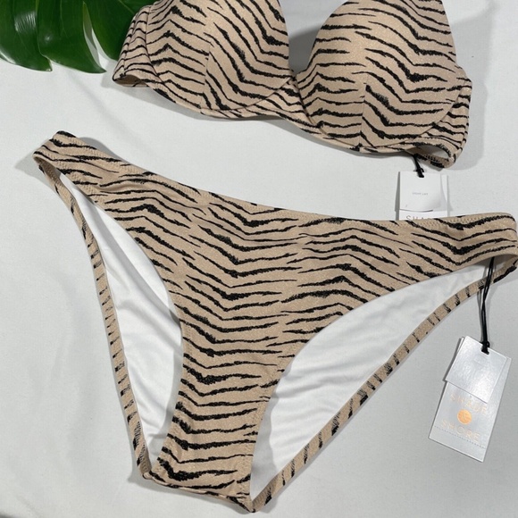 NWT‎ Shade Shore [ 34B ] Bikini Top + Cheeky Bottom [ Medium ] Animal Lurex - Picture 5 of 12